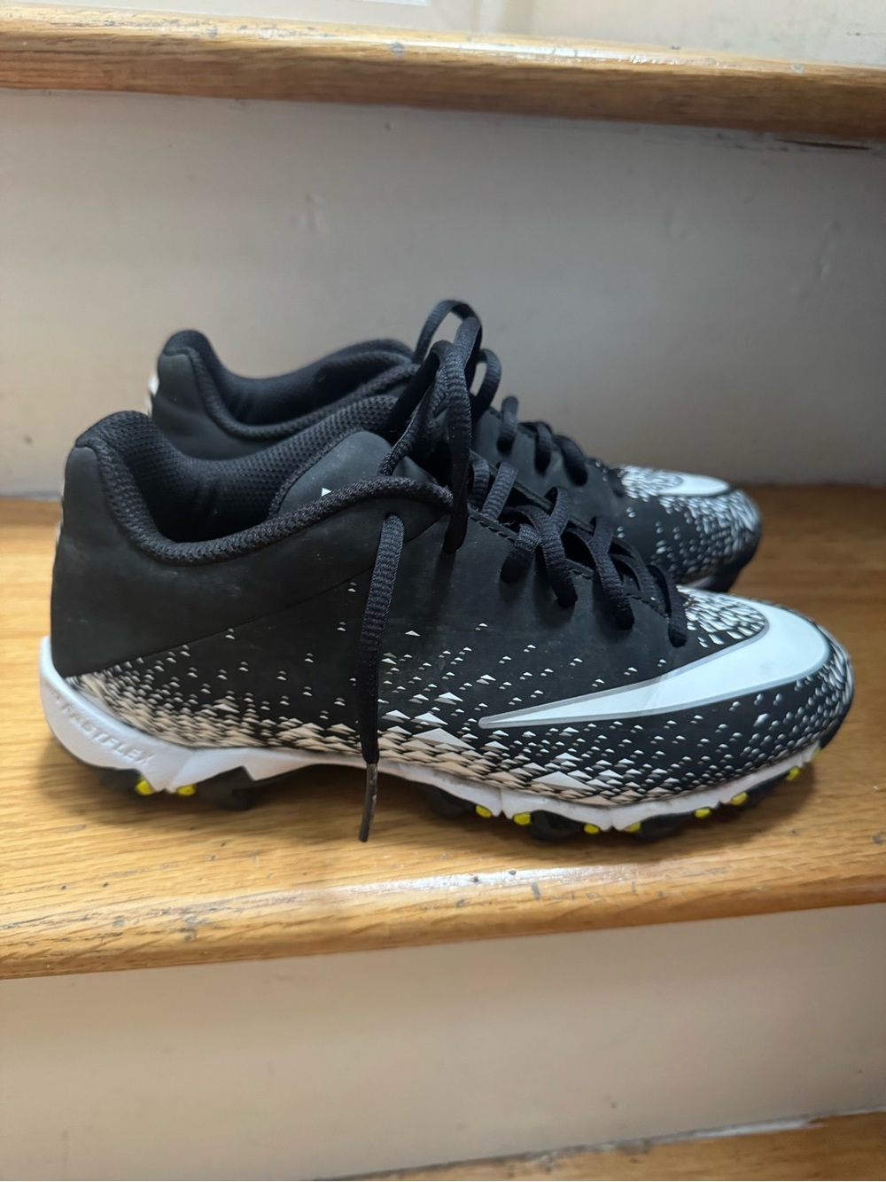 Sz 5 Youth Nike Kids' Vapor Shark 2 Football Cleats